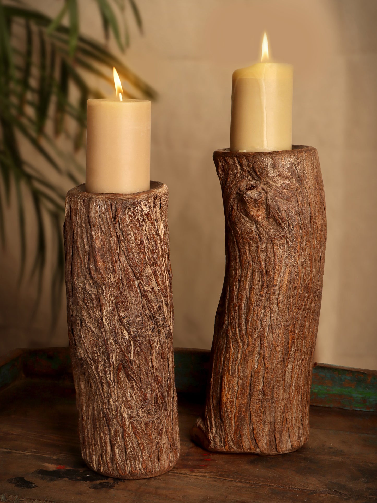 Log Candle Stand
